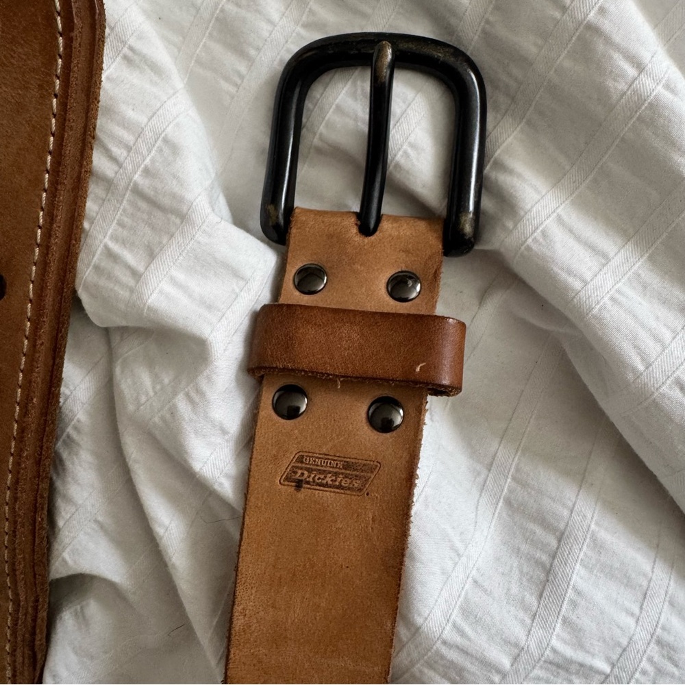 Dickies Brown Leather Belt with Black Buckle